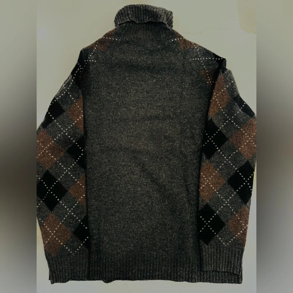 Men's Gray and Brown Argyle Sweater - Picture 2 of 2
